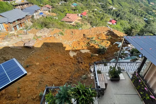 Sạt lở vùi lấp homestay ở Tà Xùa, 3 người thương vong