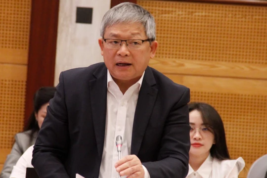 Thiếu tướng Hoàng Anh Tuyên thông tin diễn biến điều tra vụ cây xanh Công Minh