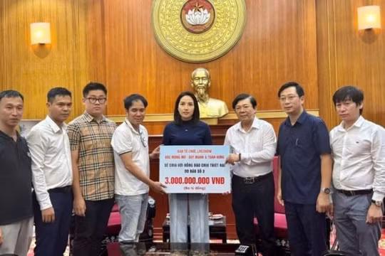 Ban tổ chức đêm nhạc Tuấn Hưng - Duy Mạnh ủng hộ đồng bào gặp bão lũ 3 tỷ đồng