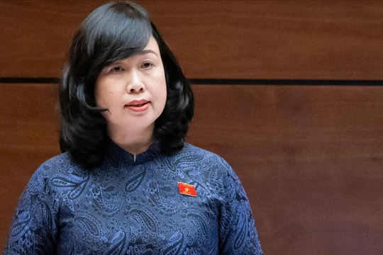 Đại biểu chất vấn Bộ trưởng Y tế về chuyển đổi số, ứng dụng công nghệ trong khám chữa bệnh