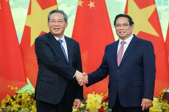 Thủ tướng đề nghị Trung Quốc hỗ trợ đào tạo nhân lực cho 3 tuyến đường sắt