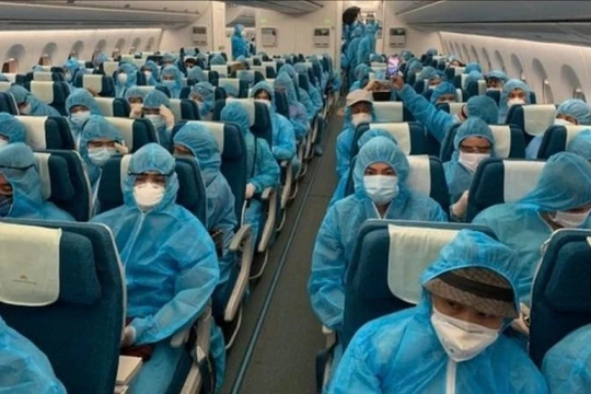 Vụ chuyến bay giải cứu giai đoạn 2: Mánh khóe nhận hối lộ tiền tỷ của cựu phó giám đốc sở ngoại vụ