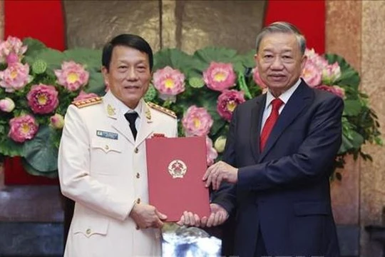 Ông Lương Tam Quang và Nguyễn Tân Cương được thăng hàm Đại tướng