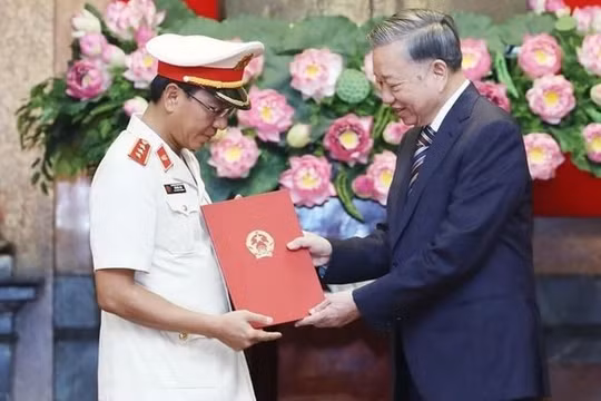 Ông Hồ Đức Anh giữ chức Phó viện trưởng VKSND Tối cao