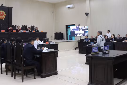 Cựu giám đốc sở xin giảm nhẹ hình phạt để sớm trở về hoàn thiện cẩm nang phòng chống dịch