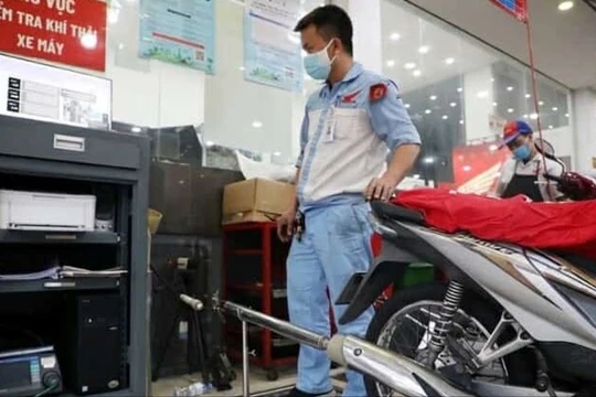 Kiểm định khí thải xe máy: Người dân cần chuẩn bị những giấy tờ gì?
