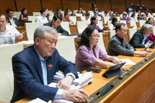 Sẽ giám sát điện tử người chưa thành niên phạm tội