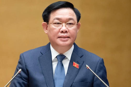 Bộ Chính trị kỷ luật ông Vương Đình Huệ