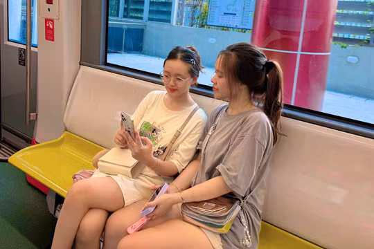 Du học sinh chỉ ra điểm giống, khác biệt khi đi tàu điện Việt Nam và Ba Lan