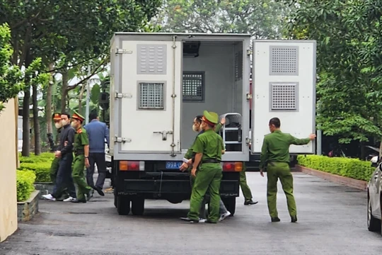 An ninh thắt chặt tại phiên tòa xét xử ông Nguyễn Nhân Chiến cùng nhiều cựu quan chức tỉnh Bắc Ninh