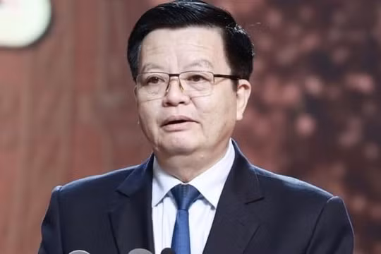 Ông Mai Văn Chính.