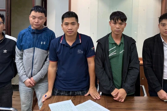 Tạm giữ 5 người liên quan vụ trả giá 30 tỷ đồng/m2 đất ở Hà Nội