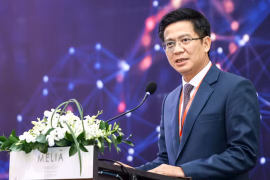 Cục trưởng Cục Tần số vô tuyến điện Lê Văn Tuấn.