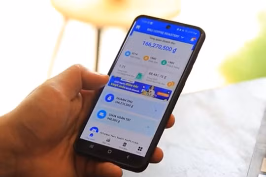 Nhà bán lẻ kiểm soát toàn bộ hệ thống bán hàng đa kênh qua ứng dụng Sapo.