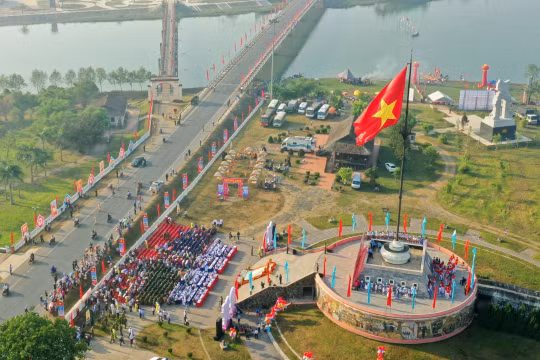 Lễ khai mạc lễ hội sẽ diễn ra tại Di tích Quốc gia đặc biệt Đôi bờ Hiền Lương - Bến Hải ngày 6/7.