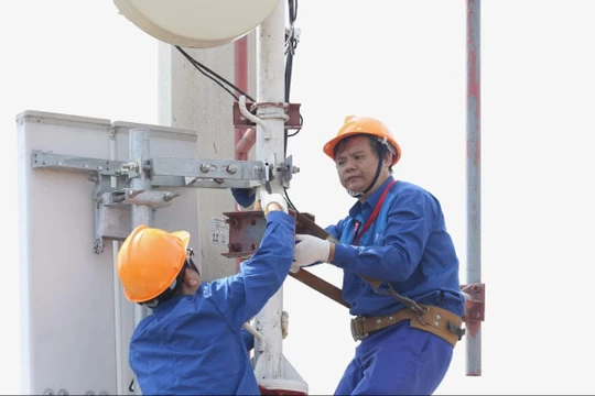 Đấu giá lại băng tần 5G, giá khởi điểm gần 2.582 tỉ đồng