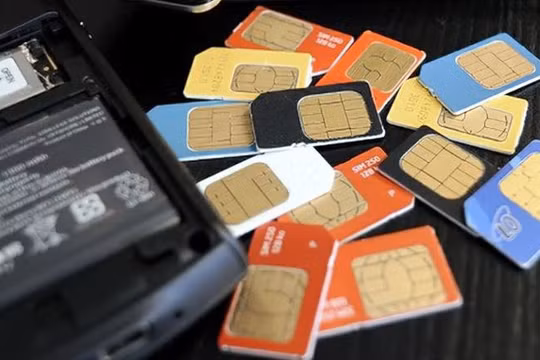 Nhiều ý kiến cho rằng, trên thị trường vẫn còn SIM kích hoạt sẵn dịch vụ di động.