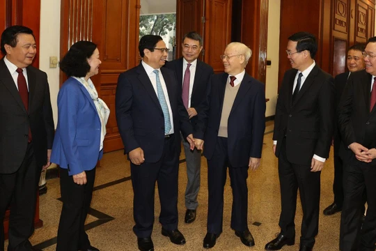 Tổng Bí thư Nguyễn Phú Trọng cùng các lãnh đạo Đảng, Nhà nước tham dự Phiên họp.