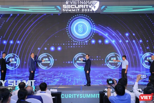 Bộ Thông tin và Truyền thông khai trương nền tảng quản lý và phát hiện, cảnh báo sớm rủi ro an toàn thông tin sáng 30/5.