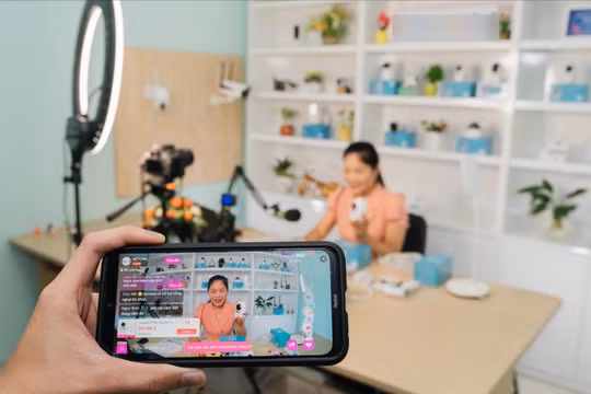 Tăng cường quản lý người livestream bán hàng online