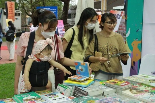 Trưng bày trên 40.000 đầu sách có giá trị tại Ngày sách và Văn hóa đọc năm 2024