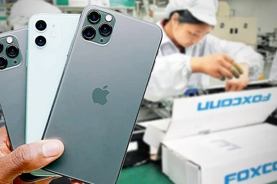 Doanh thu Foxconn tăng 19% trong tháng 4