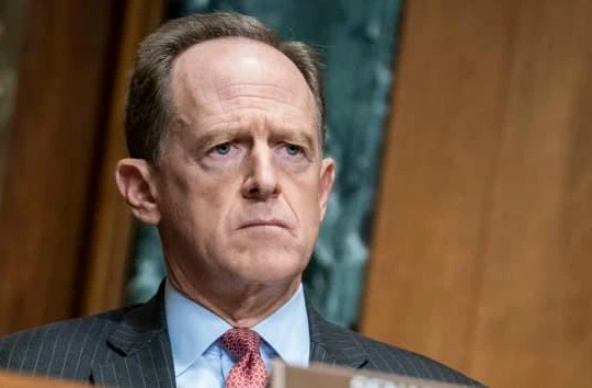 Thượng nghị sĩ Đảng Cộng hòa Pat Toomey đã lên tiếng chỉ trích Tổng thống Trump