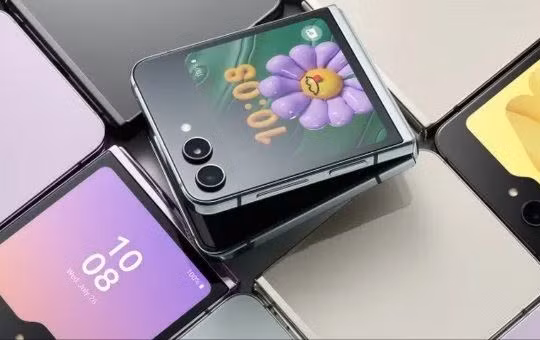 Tin CN nổi bật ngày 23/10: Galaxy Z Flip 5 giảm giá mạnh tại Việt Nam, nhu cầu PC thế giới phục hồi
