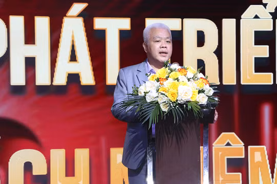 Ông Nguyễn Lâm Thanh - Giám đốc Chính sách TikTok Việt Nam (đơn vị thành viên Hội Truyền thông số Việt Nam) phát biểu tại sự kiện