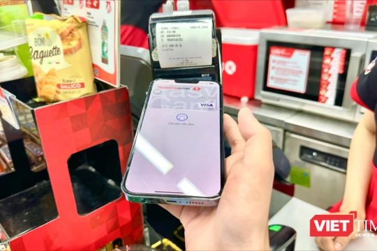 Trải nghiệm mua sắm thực tế bằng dịch vụ Apple Pay tại Việt Nam 