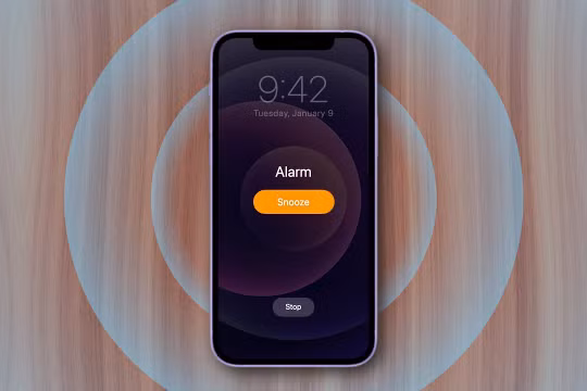 Samsung "đá xéo" Apple vì lỗi báo thức trên iPhone