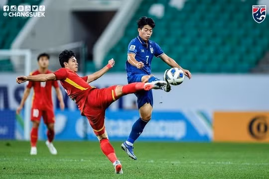 U23 Việt Nam có trận mở màn hòa 2-2 với U23 Thái Lan