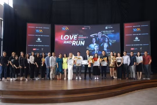 Talkshow Love and Run do Chi hội Truyền thông số phía Nam tổ chức