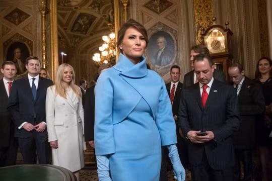 Melania Trump tại Điện Capitol ở Washington vào ngày Tổng thống Trump nhậm chức năm 2017 (ảnh: AP)