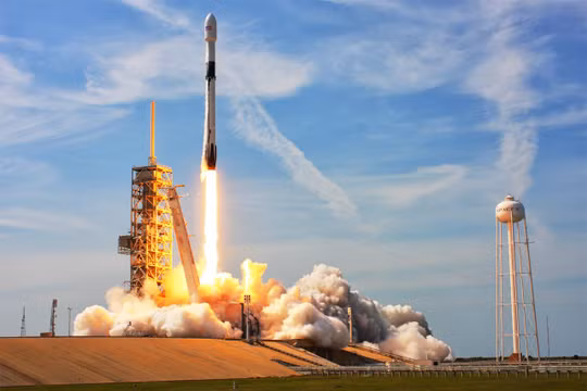 Tên lửa Falcon 9 của công ty SpaceX (ảnh: SpaceFlight Insider)