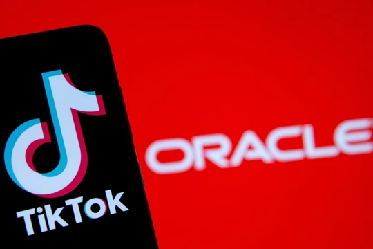 Oracle có thể nắm vai trò quan trọng trong thương vụ mua lại TikTok Mỹ. Ảnh: Reuters