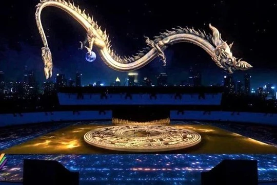 Hình ảnh chú rồng được tạo ra bằng công nghệ Thực tế ảo và 3D Mapping