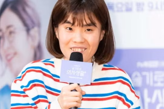 Diễn viên Park Ji Sun (ảnh: Koreaboo)