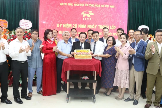 Hội Trí thức Khoa học và Công nghệ trẻ Việt Nam kỷ niệm 20 năm thành lập