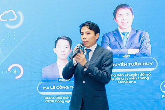 Ông Nguyễn Tuấn Huy - Trưởng ban Chuyển đổi số, Tổng công ty viễn thông MobiFone phát biểu tại tọa đàm