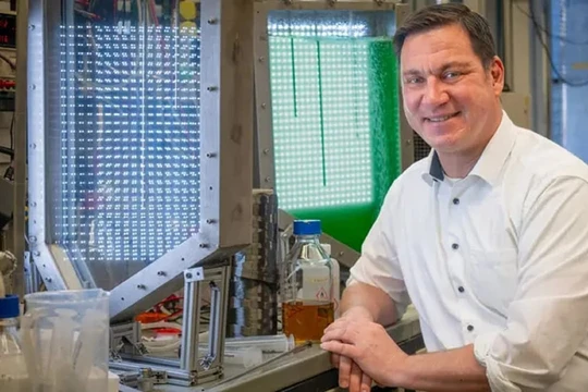 Tin nóng công nghệ 30/7: Biến tảo biển thành sợi carbon dùng cho máy bay; Bộ Năng lượng Mỹ bị hack