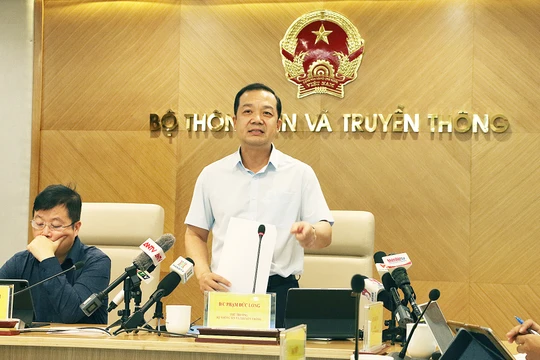 Thứ trưởng Phạm Đức Long cho biết Việt Nam sẽ dừng sóng 2G vào tháng 9 năm 2024