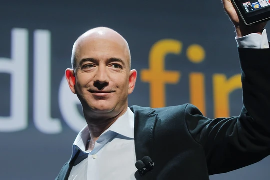 Tỉ phú Zeff Bezos dành nhiều tiền bạc để nghiên cứu về cách đảo ngược quá trình lão hóa của tế bào