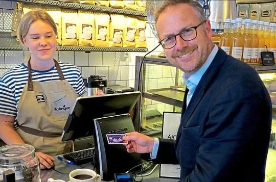 Tiến tới xã hội không dùng tiền mặt - hình mẫu Thụy Điển