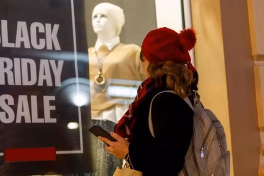 Cảnh giác với chiêu trò lừa đảo giảm giá qua mạng dịp cuối năm