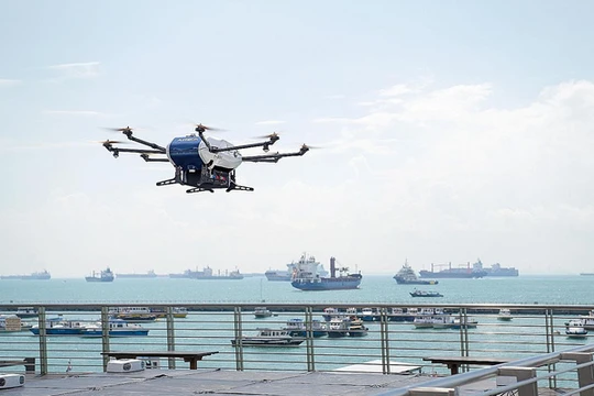 Máy bay không người lái được thử nghiệm hoạt động trong môi trường phủ sóng 5G