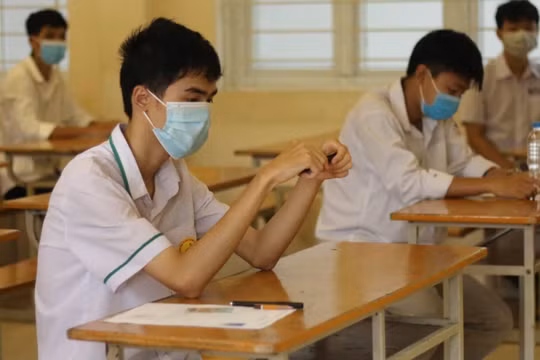 Các thí sinh đã hoàn thành kỳ thi tốt nghiệp THPT 2023 (ảnh minh họa)