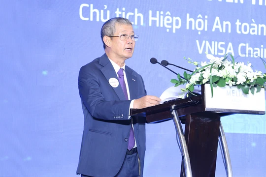 Chủ tịch VNISA Nguyễn Thành Hưng phát biểu tại sự kiện