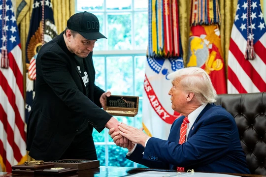 Tỷ phú Elon Musk và Tổng thống Donald Trump