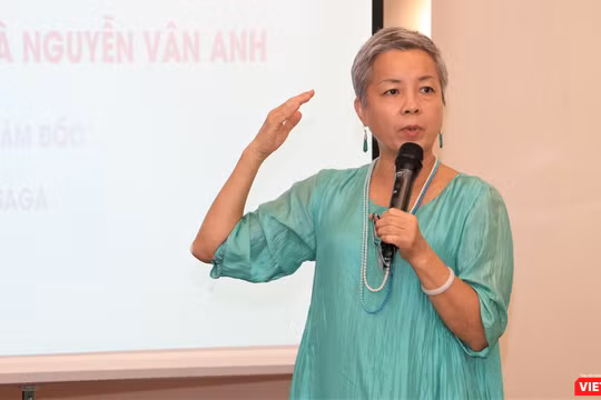 Bà Nguyễn Vân Anh, Giám đốc CSAGA chia sẻ kinh nghiệm tại Hội thảo (ảnh: Đăng Khoa)